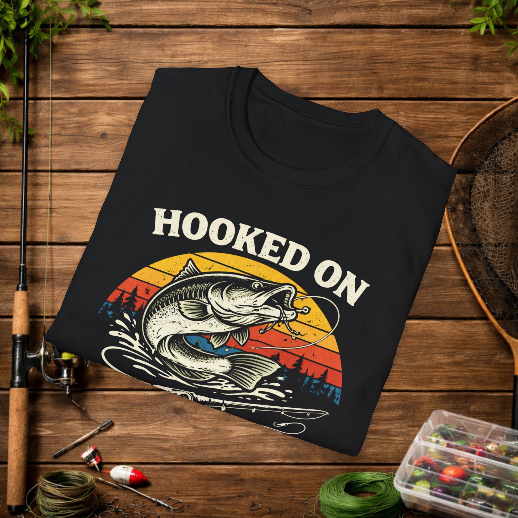 Hooked on Catfishing Shirt – Catfish Fishing T-Shirt – Retro Sunset Fisherman Tee – Funny Catfish Angler Gift