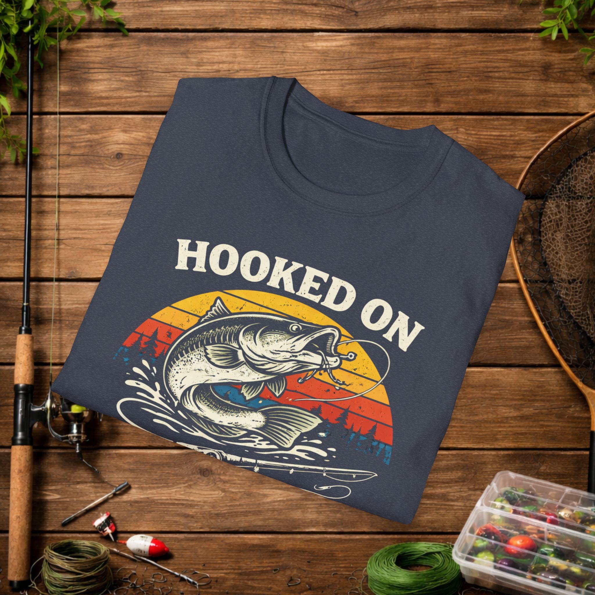 Hooked on Catfishing Shirt – Catfish Fishing T-Shirt – Retro Sunset Fisherman Tee – Funny Catfish Angler Gift