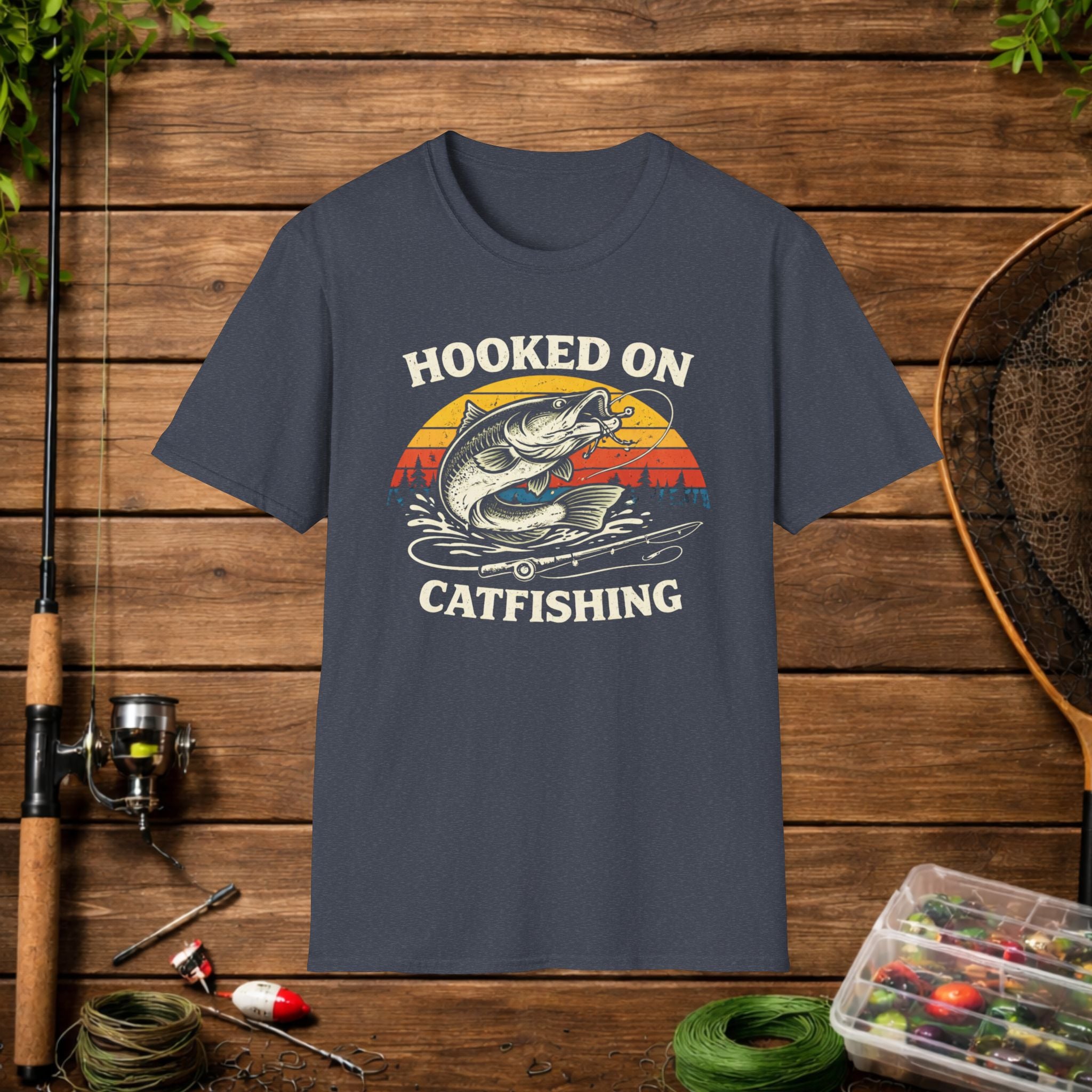 Hooked on Catfishing Shirt – Catfish Fishing T-Shirt – Retro Sunset Fisherman Tee – Funny Catfish Angler Gift